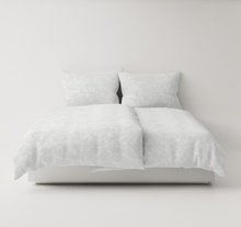 Load image into Gallery viewer, Lidia Bedskirt Leitner Leinen