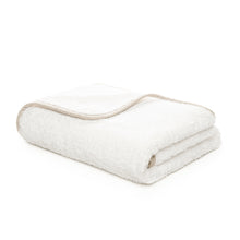 Load image into Gallery viewer, Linen Snow Towels by Graccioza