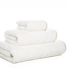 Load image into Gallery viewer, Linen Snow Towels by Graccioza