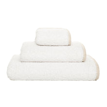 Load image into Gallery viewer, Linen Snow Towels by Graccioza