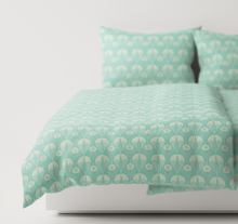Load image into Gallery viewer, Aurora Bedskirt Leitner Leinen