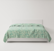 Load image into Gallery viewer, Lidia Coverlet Leitner Leinen