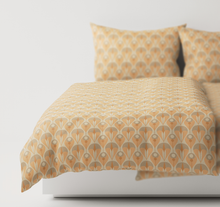 Load image into Gallery viewer, Aurora Bedskirt Leitner Leinen