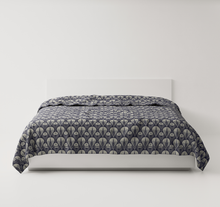 Load image into Gallery viewer, Aurora Blanket Leitner Leinen