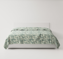 Load image into Gallery viewer, Lidia Coverlet Leitner Leinen