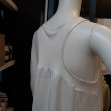 Load image into Gallery viewer, Lindsay Gown - Maisonette Shop