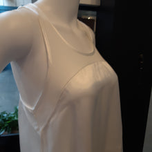 Load image into Gallery viewer, Lindsay Gown - Maisonette Shop
