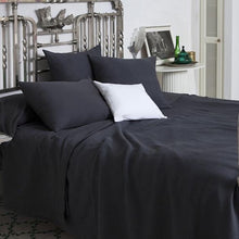 Load image into Gallery viewer, Olivia Coverlet by Signoria Firenze - Maisonette Shop