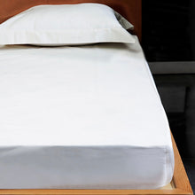 Load image into Gallery viewer, Raffaello Flat Sheet by Signoria Firenze