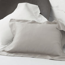 Load image into Gallery viewer, Legna Prieta Fitted Sheet - Maisonette Shop
