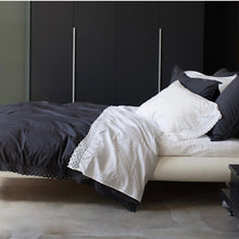 Load image into Gallery viewer, Camilla Pillowcases by Signoria Firenze
