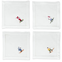 Load image into Gallery viewer, Skiers Cocktail Napkins Set