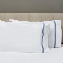 Load image into Gallery viewer, Platinum Percale Pillowcases by Signoria Firenze