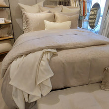 Load image into Gallery viewer, Legna Dahlia Bed Skirt