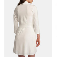 Load image into Gallery viewer, Iconic Robe Chantilly