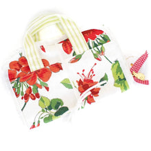 Load image into Gallery viewer, Cottage Grove Hattie Long Fold Up