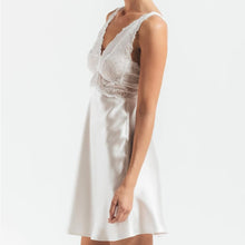 Load image into Gallery viewer, Morgan Iconic Bust Support Silk Chemise