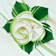 Load image into Gallery viewer, Bouquet Napkin Ring White/Gold--Set of 4