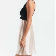 Load image into Gallery viewer, Morgan Iconic Bust Support Silk Chemise