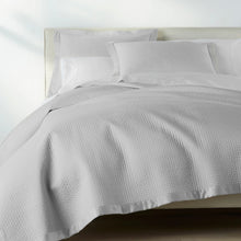 Load image into Gallery viewer, Hamilton Quilted Coverlet by Peacock Alley