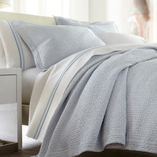 Load image into Gallery viewer, Duo Pillowcases by Peacock Alley