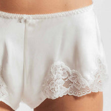 Load image into Gallery viewer, Morgan Retro Silk Tap Pant