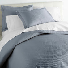 Load image into Gallery viewer, Hamilton Quilted Coverlet by Peacock Alley