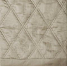 Load image into Gallery viewer, Filicudi Quilted Coverlet by Signoria Firenze - Maisonette Shop