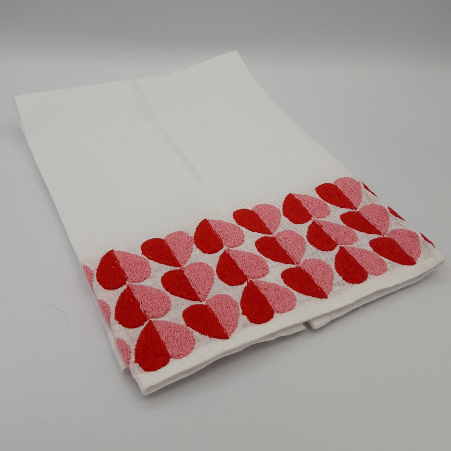 Heart Break Tip Towels - Maisonette Shop