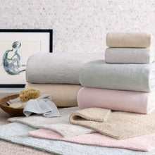 Load image into Gallery viewer, Pine Cone Hill Signature Towels