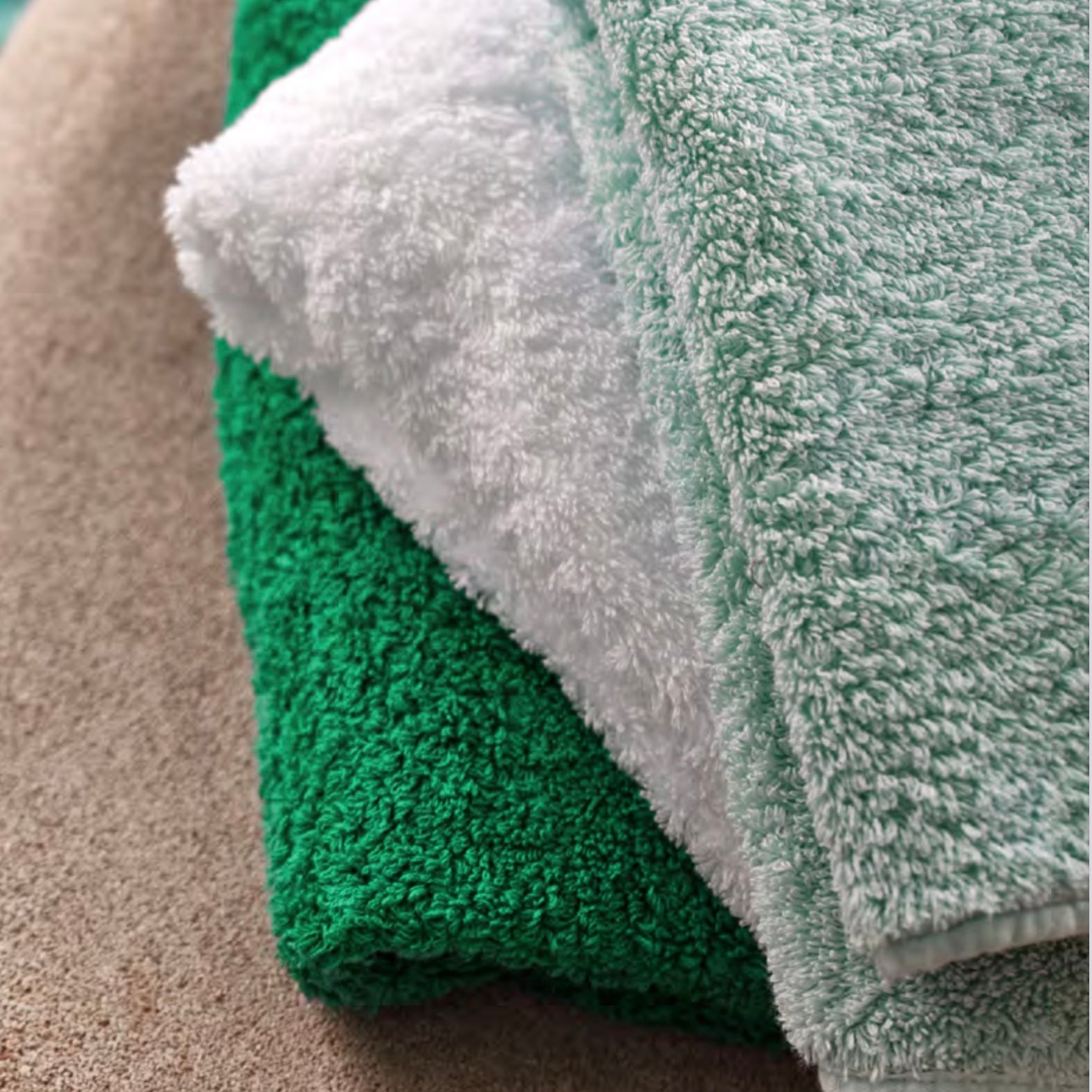 Abyss Habidecor Bay Bath Rugs - Emerald Green