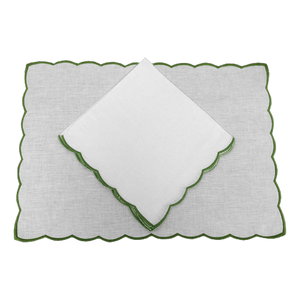 Green Scallop Border Placemat