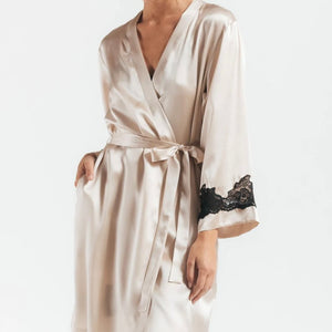 Morgan Iconic Short Silk Robe